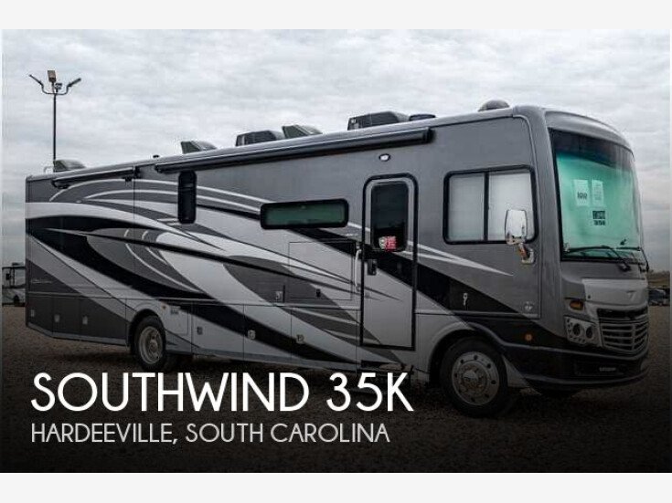 Thumbnail Photo undefined for 2021 Fleetwood Southwind 35K