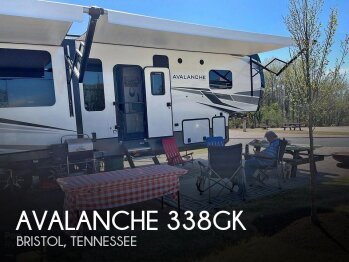 2021 Keystone Avalanche 338GK