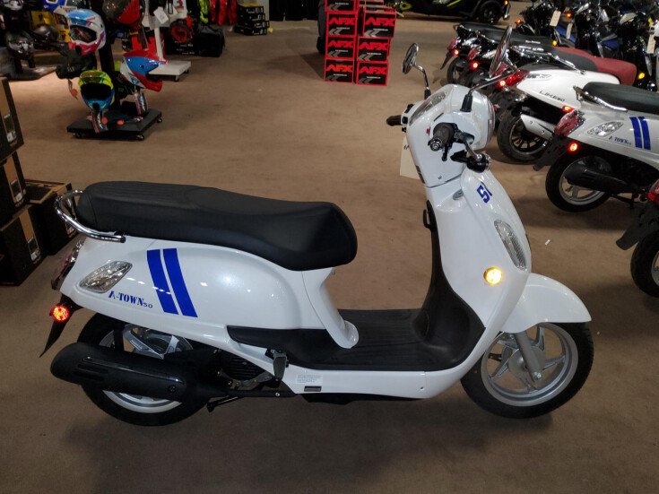 Thumbnail Photo undefined for New 2021 Kymco A Town