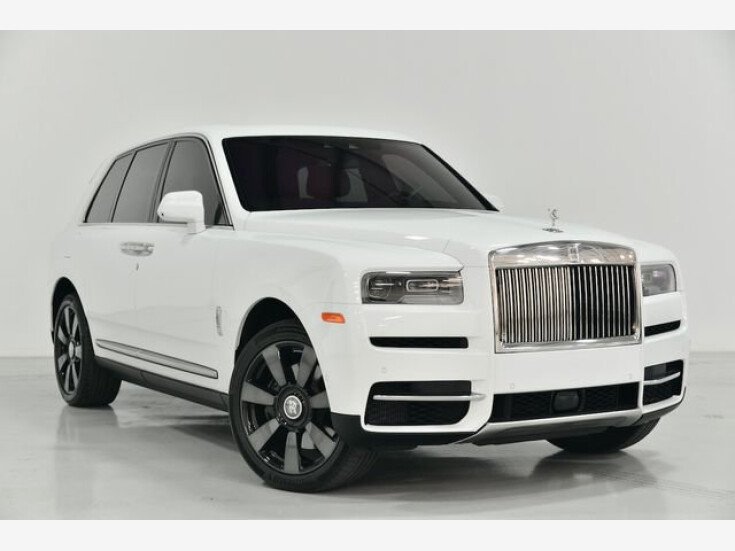 Thumbnail Photo undefined for 2021 Rolls-Royce Cullinan