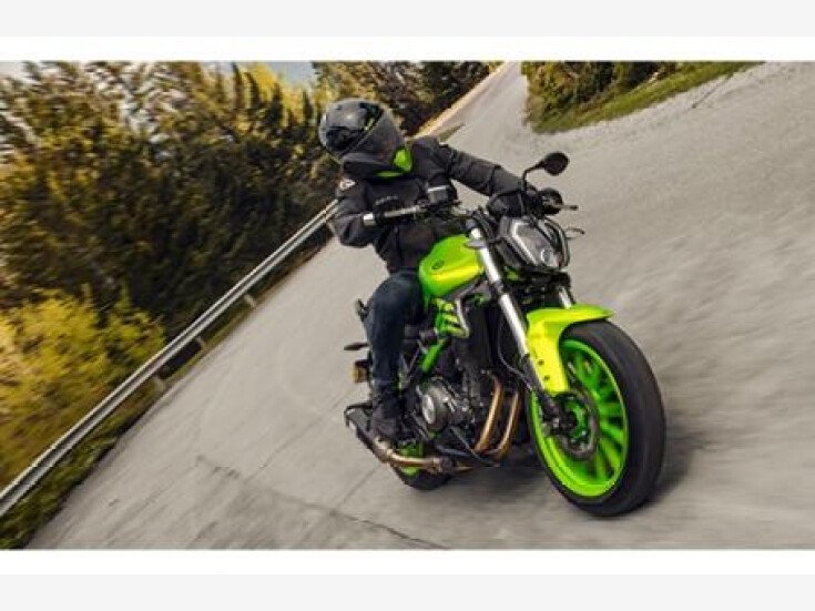 Thumbnail Photo undefined for New 2022 Benelli 302S