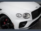 Thumbnail Photo 2 for New 2022 Bentley Bentayga