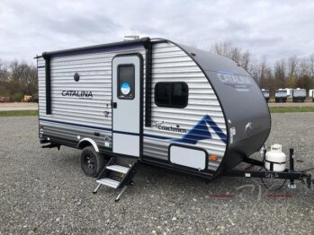 New 2022 Coachmen Catalina