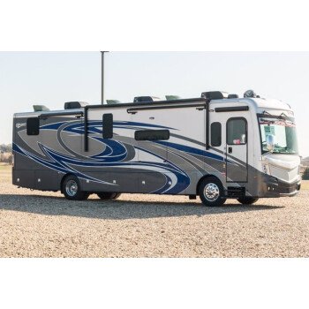 New 2022 Fleetwood Discovery 38N