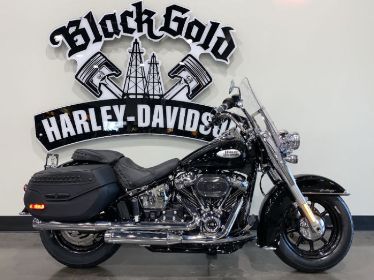 Thumbnail Photo undefined for New 2022 Harley-Davidson Softail Heritage Classic 114