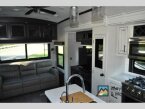 Thumbnail Photo 4 for 2022 JAYCO North Point
