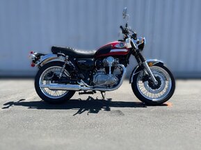 New 2022 Kawasaki W800