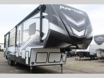 New 2022 Keystone Raptor 352