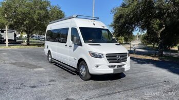 New 2022 Winnebago Boldt