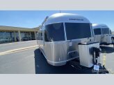 New 2023 Airstream Flying Cloud