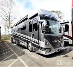 2023 American Coach Tradition for sale 300418762