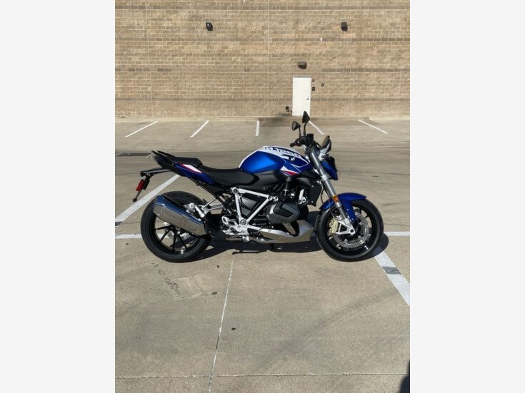 Thumbnail Photo undefined for New 2023 BMW R1250R