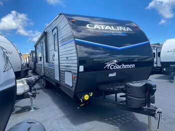 New 2023 Coachmen Catalina 30THS