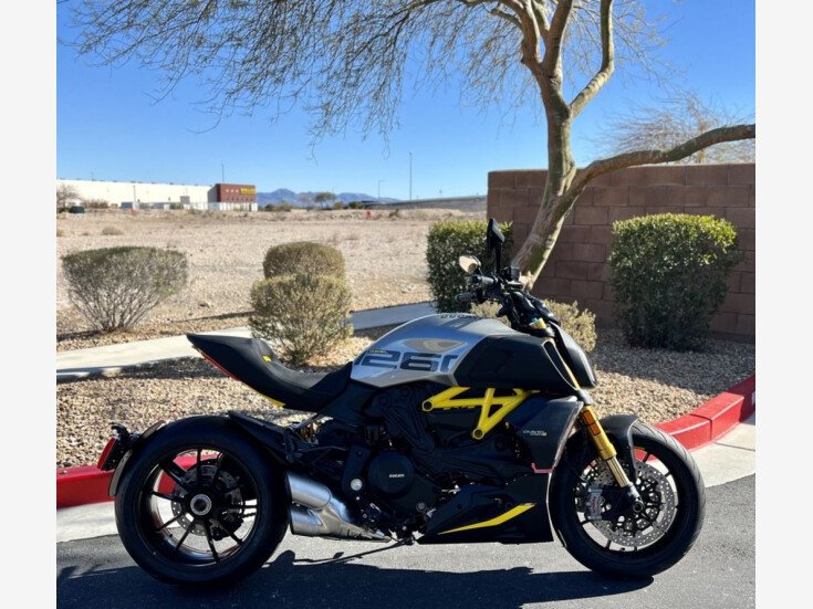 Thumbnail Photo undefined for New 2023 Ducati Diavel