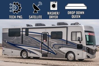 New 2023 Fleetwood Pace Arrow 33D