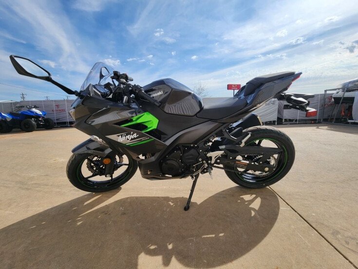 Thumbnail Photo undefined for New 2023 Kawasaki Ninja 400