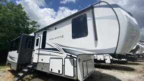 2023 Keystone Avalanche 390DS for sale 300433038