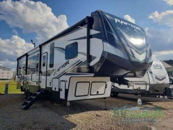 New 2023 Keystone Raptor 352