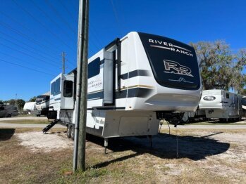2023 Palomino Columbus
