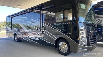 New 2023 Thor Challenger 37FH