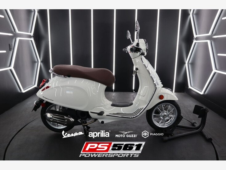 Thumbnail Photo undefined for New 2023 Vespa Primavera 50
