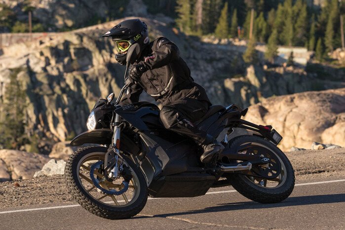 Here's What It's like to Ride an Electric Motorcycle