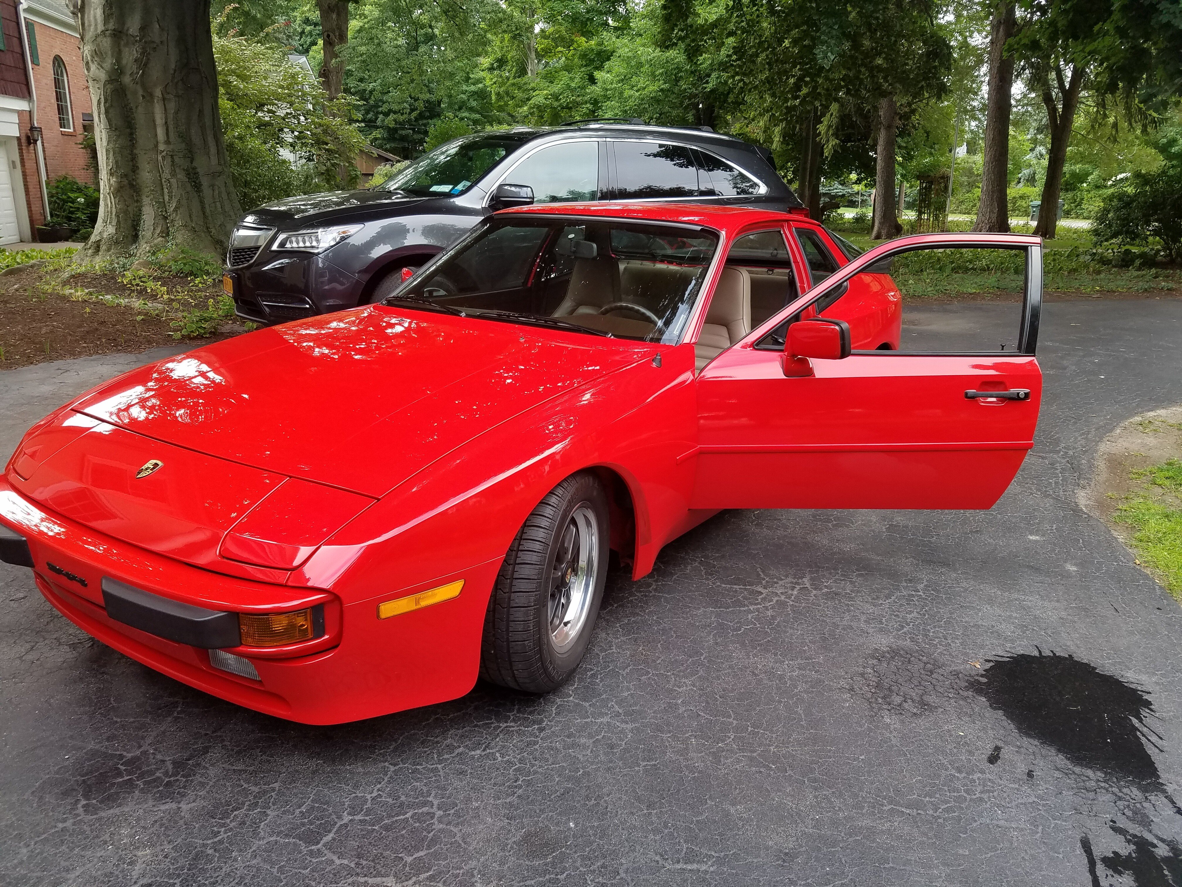 Porsche 944 1983