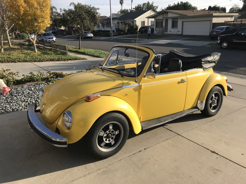 Volkswagen Beetle Convertible Clics For