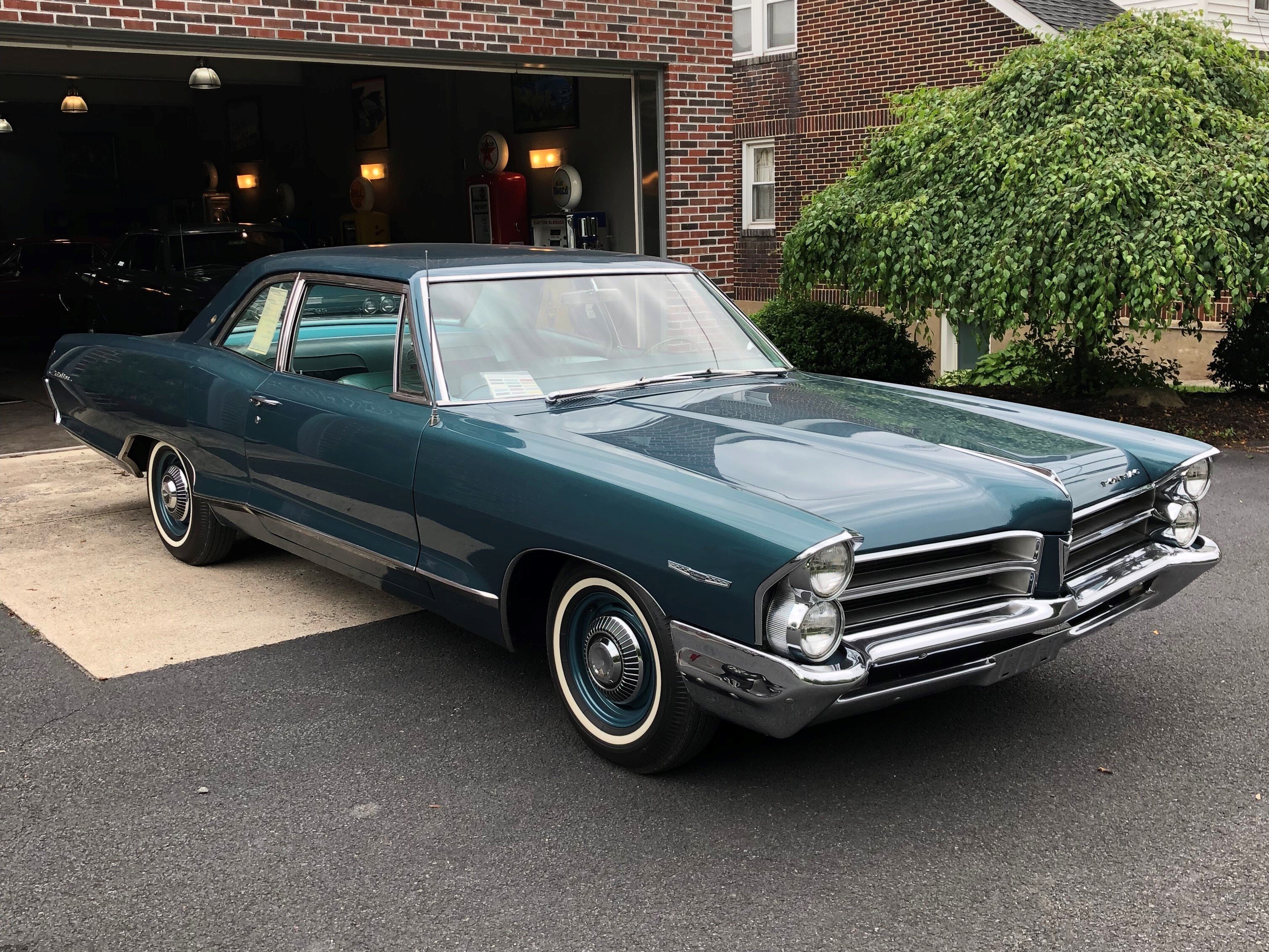 1965 Pontiac Catalina Sedan