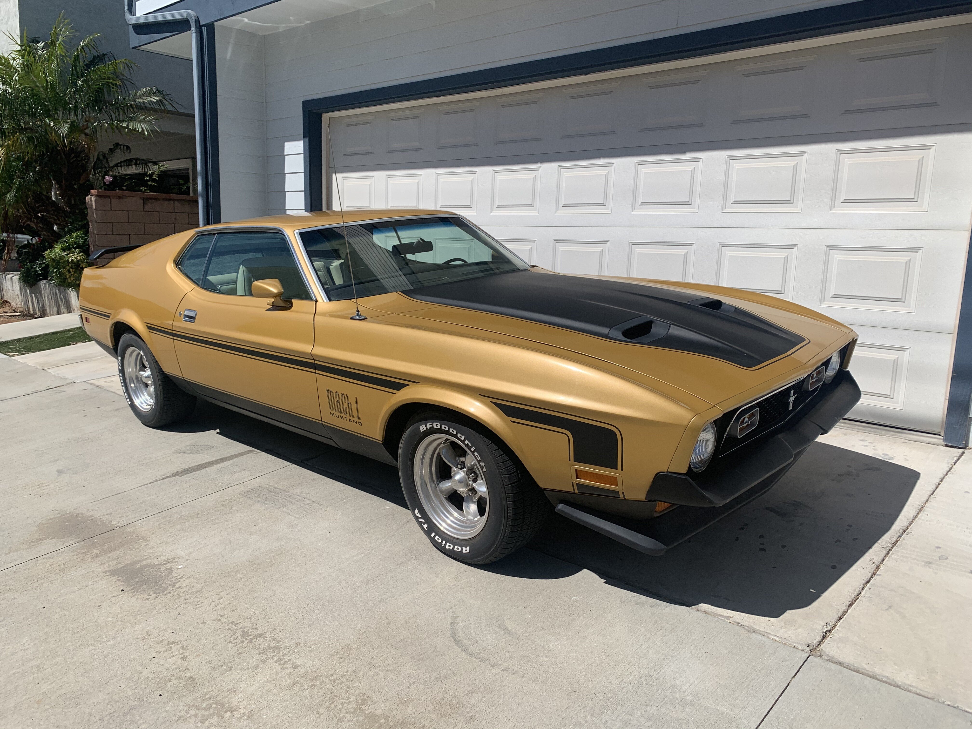 Ford mustang 1972
